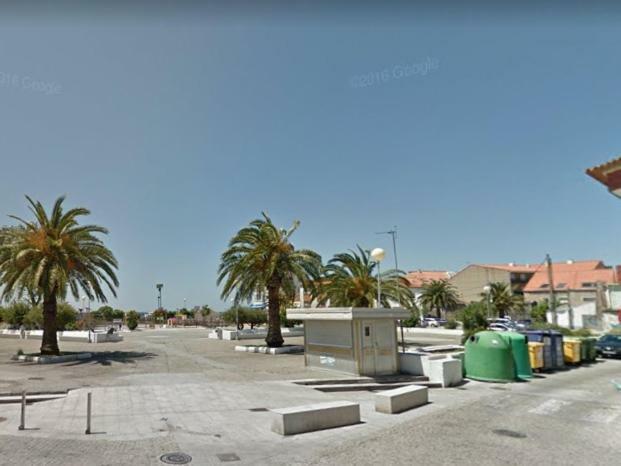 Piso céntrico y amplio en Praza do Regueiro, A Illa de Arousa Exterior foto